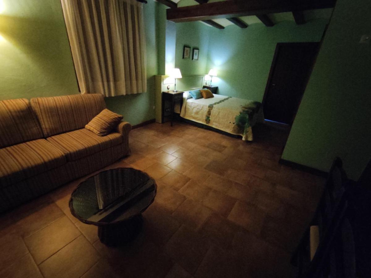 Hotel Albarran 아바라신 외부 사진